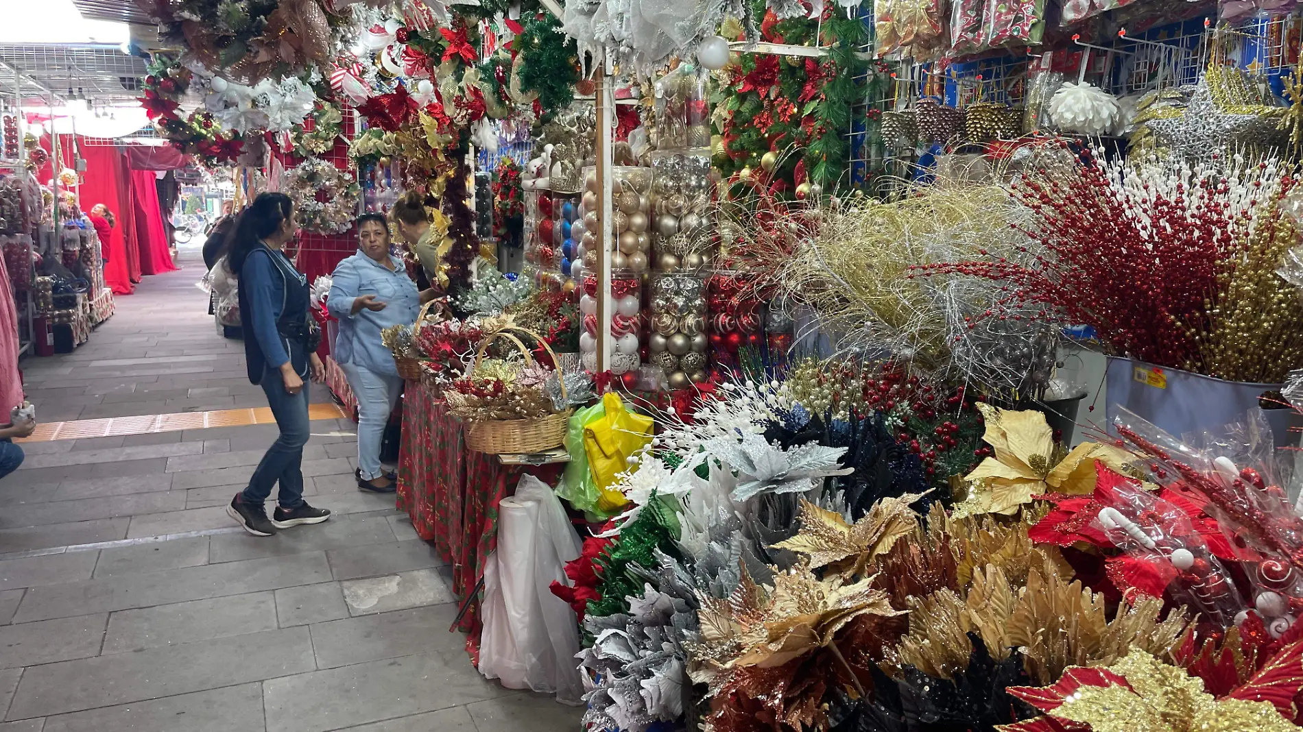 TIANGUIS NAVIDEÑO